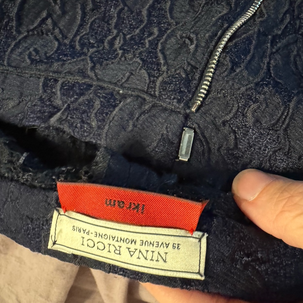 Nina Ricci Midnight Blue Floral Lace Textured Slacks - Picture 4 of 8
